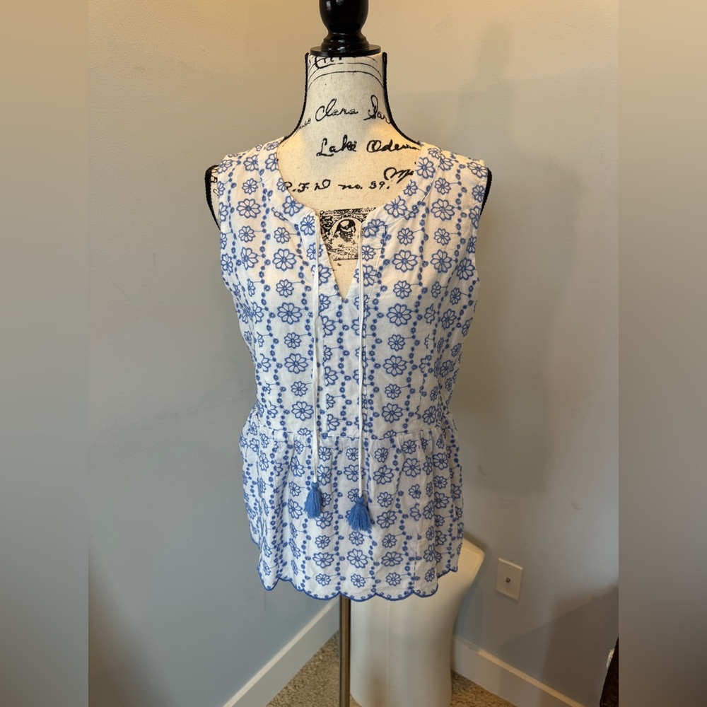 Vineyard Vines Blue White Embroidered Cotton Blouse Tunic Top Size M |Tassel Tie